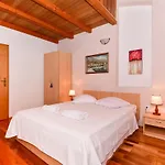 Mate Appartement Makarska