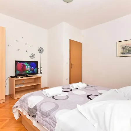 Mate Apartment Makarska