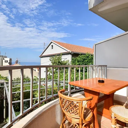 Mate Apartment