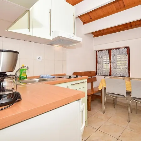 Mate Apartament Makarska