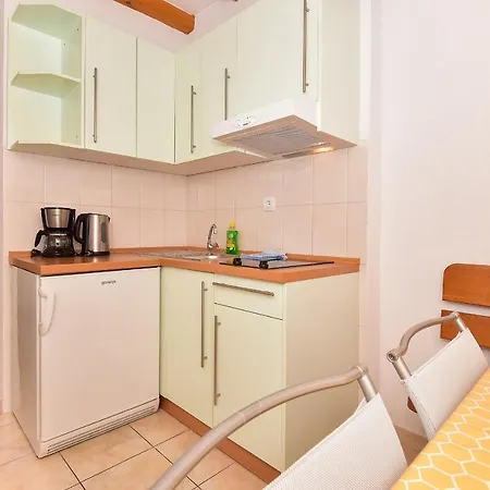 Apartment Mate Makarska